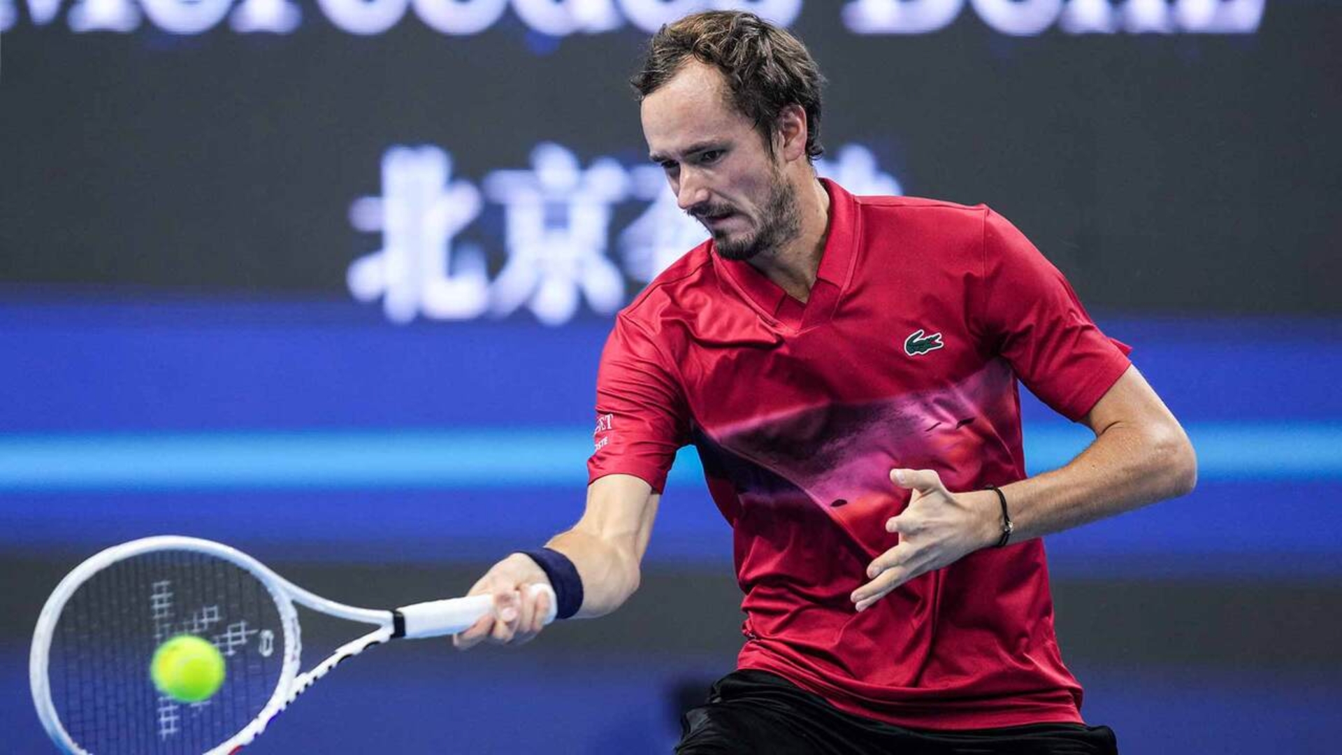 包含美国网球队轻取澳大利亚网球队，梅德韦杰夫爆发神勇的词条