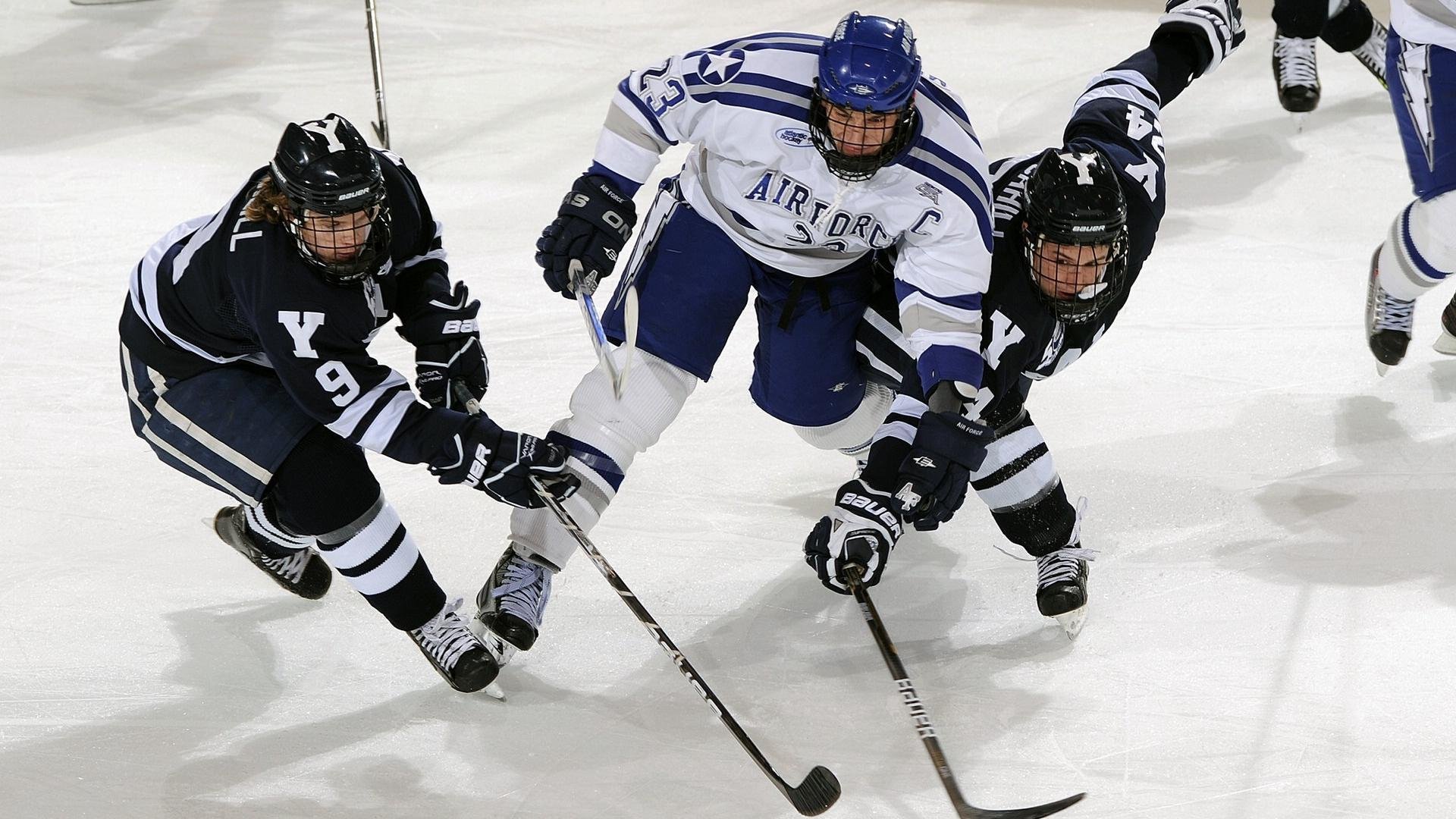 德甲争冠战焦点战，德国足球的战术革命如何助力国家队击败比利亚雷亚尔