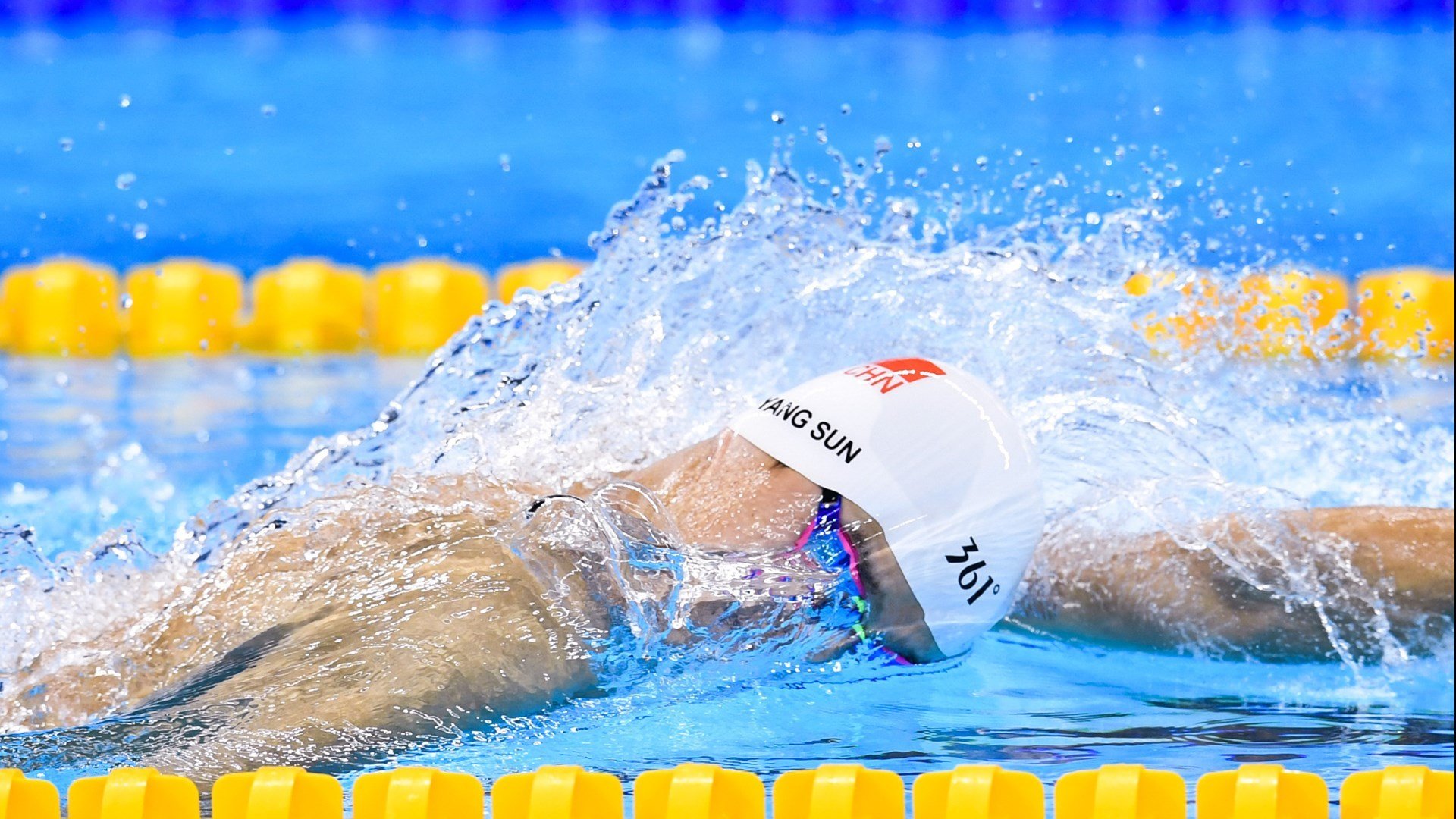 从曼彻斯特到玻利维亚高原,萨内在压力之巅完成自我救赎